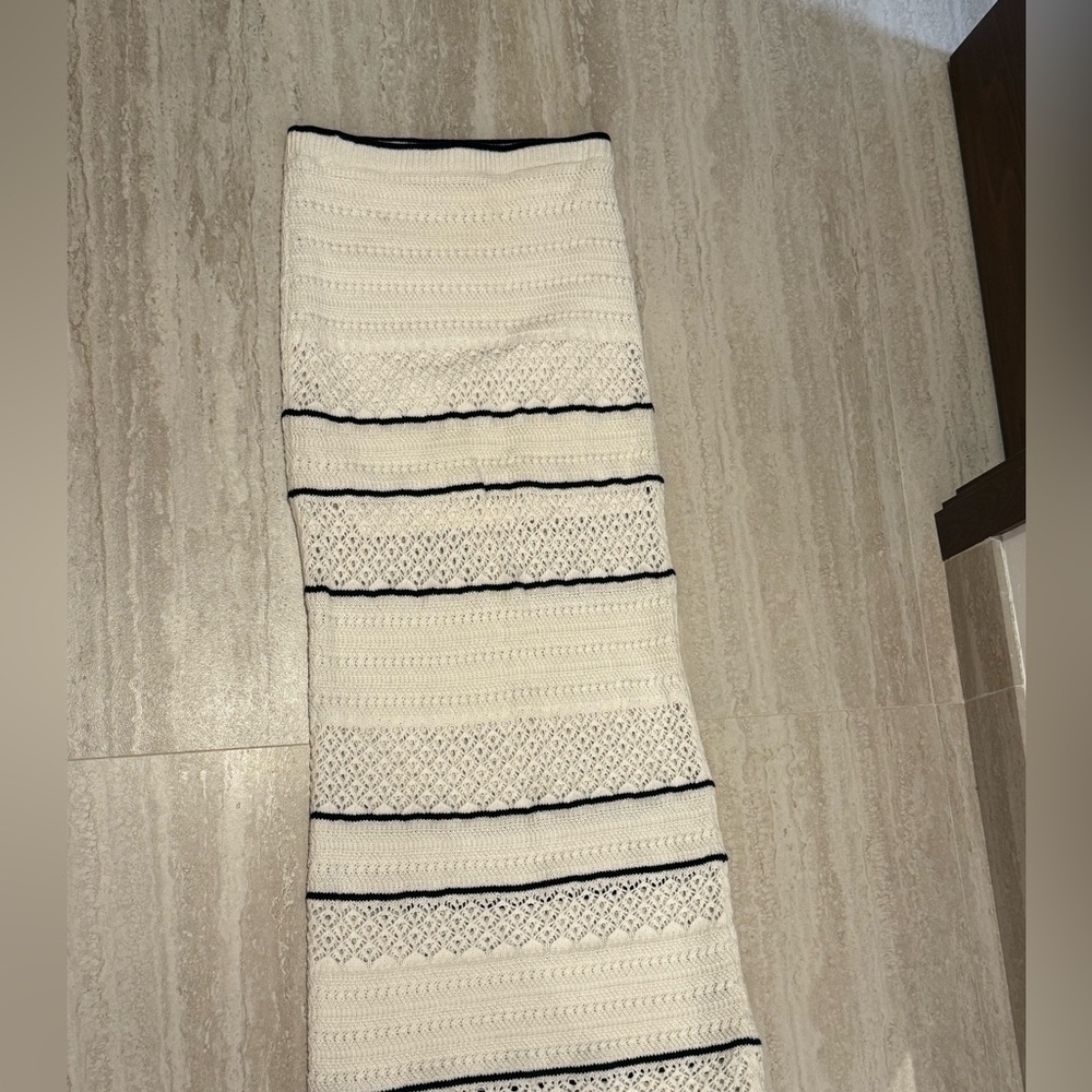 Cream and Black Knit Skirt